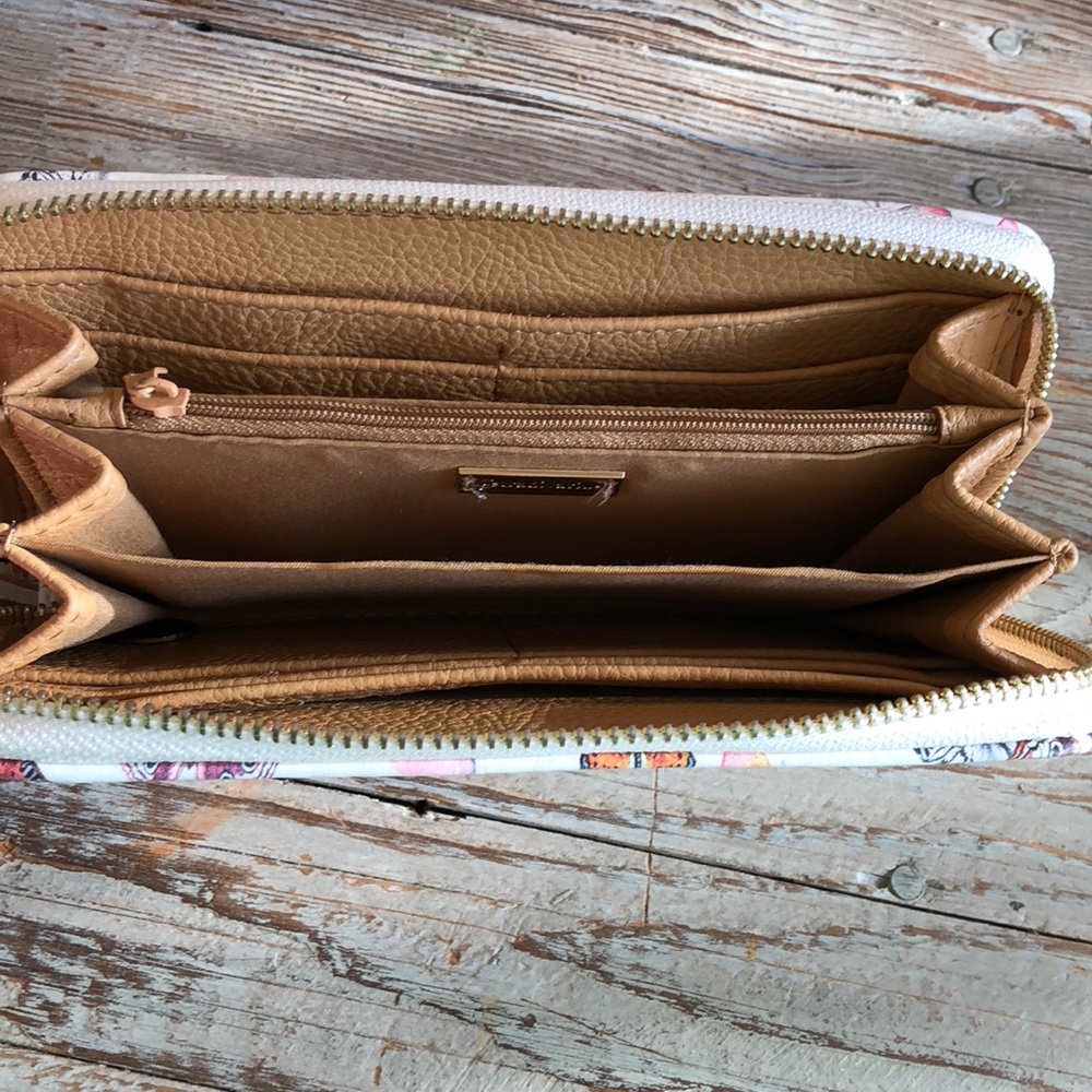 Wallet - Picture 3 of 3